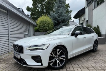 Volvo V60 D3 Drive-E R-Design Momentum